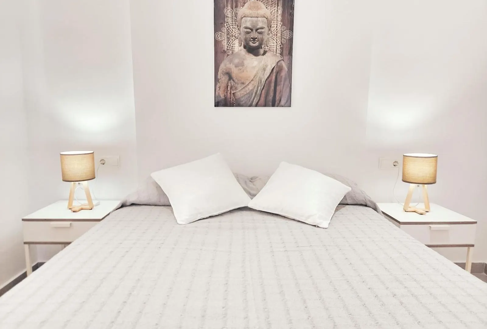 Charming Apartment Steps From Marbellas Downtown Pass The Keys